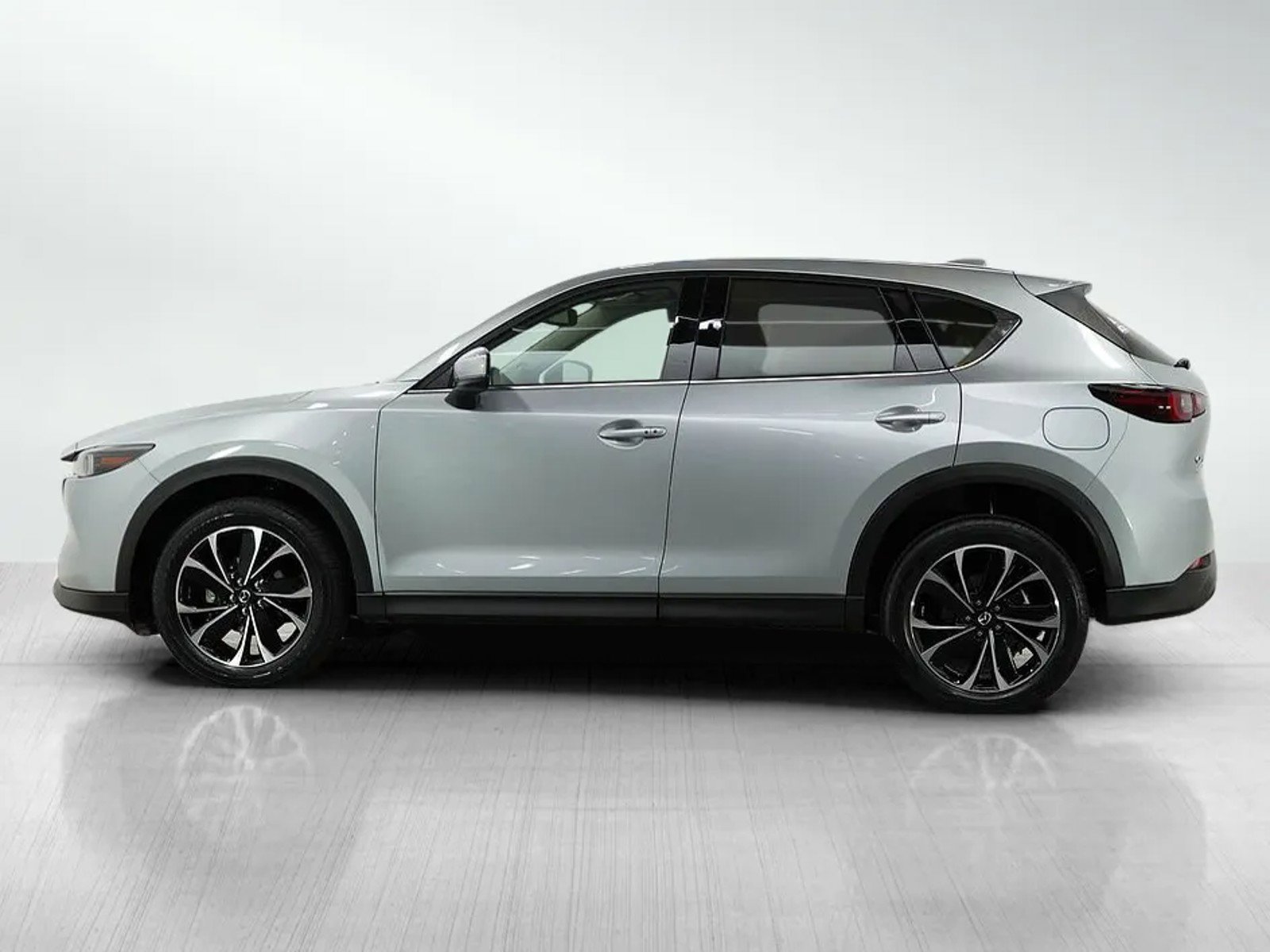 Used 2023 Mazda CX-5 S Premium Plus package with VIN JM3KFBEM4P0278562 for sale in Burnsville, Minnesota