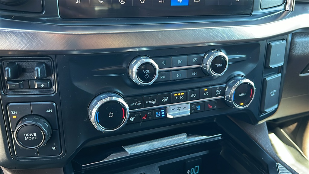 2023 Ford F-450 photo 10