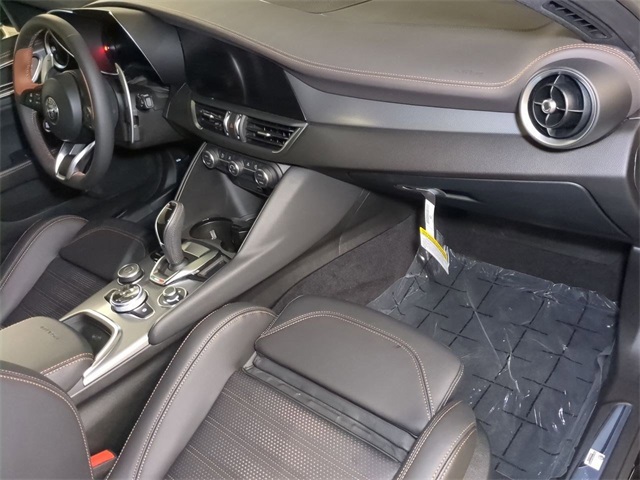 2025 Alfa Romeo Giulia SPRINT photo 27
