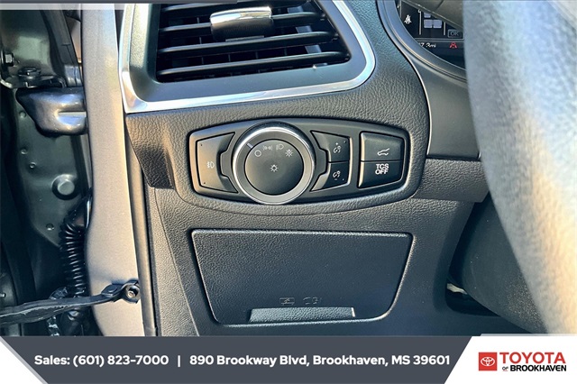 2024 Ford Edge Titanium photo 22