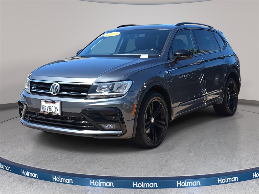 2019 Volkswagen Tiguan SEL R-Line photo 4