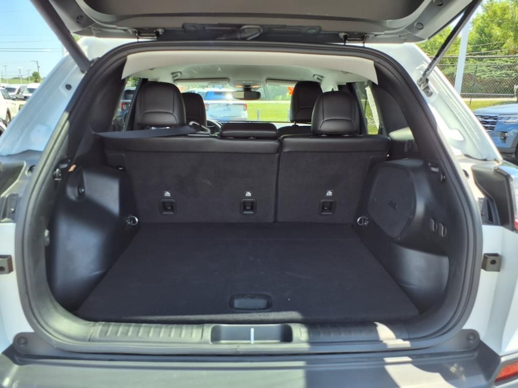 2022 JEEP CHEROKEE - Image 12