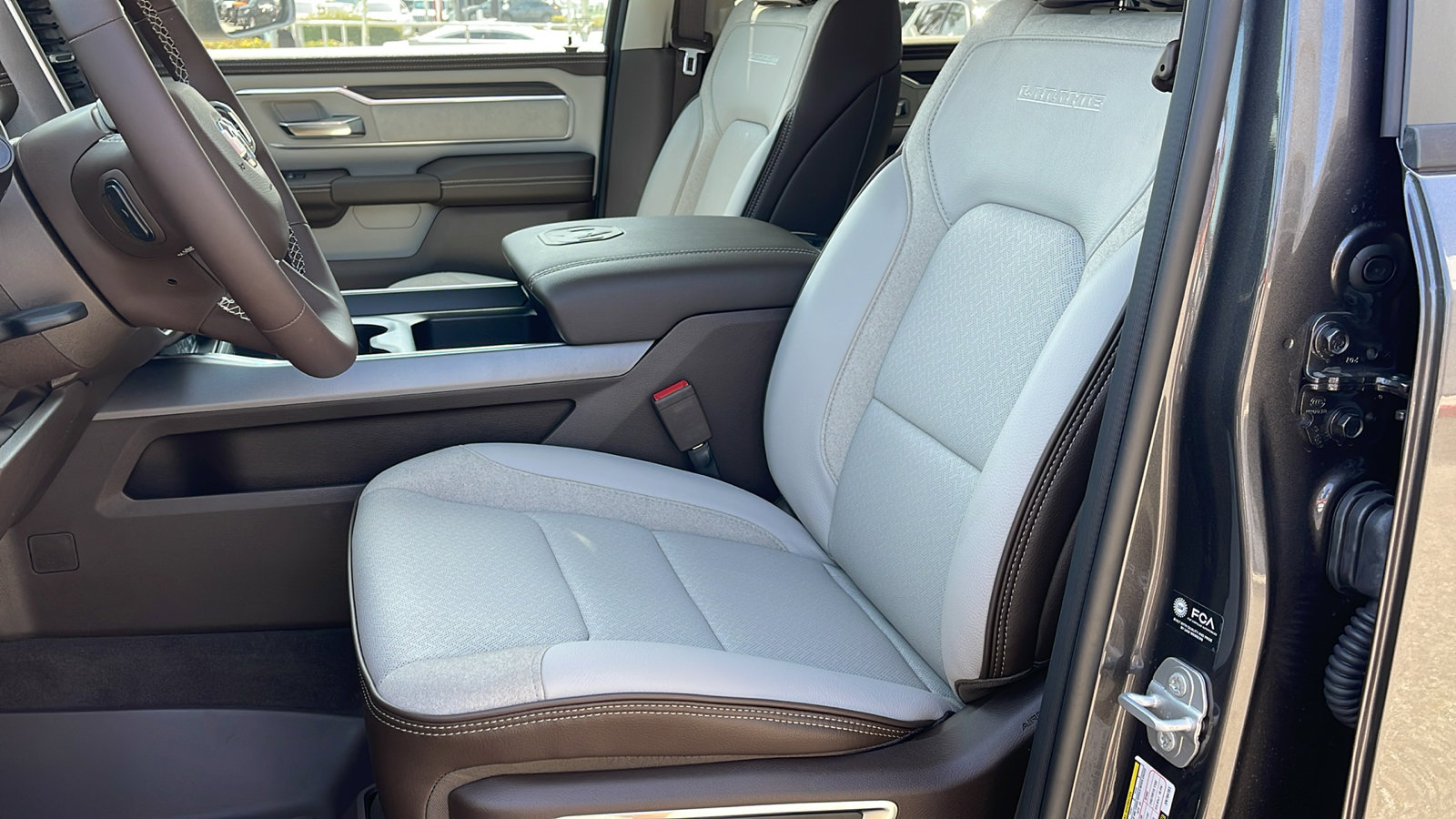 2025 Ram 1500 Laramie photo 12