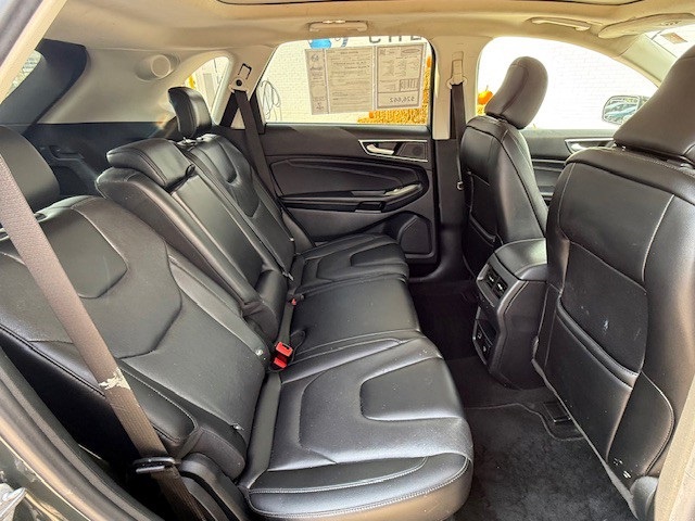 2022 Ford Edge Titanium photo 14