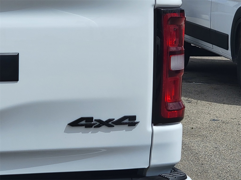 2026 Ram 1500 Laramie photo 4