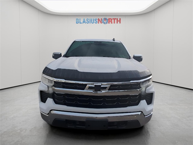 2022 Chevrolet Silverado 1500 LT photo 3