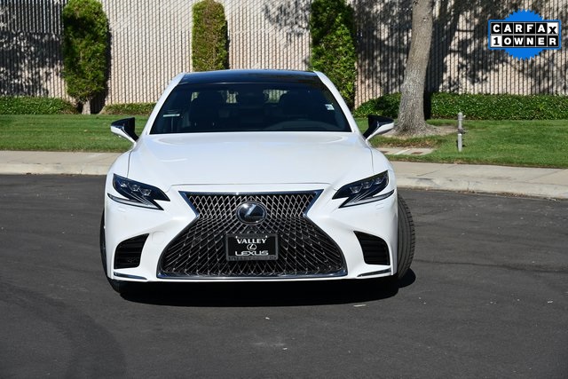 2019 Lexus LS 500 photo 2