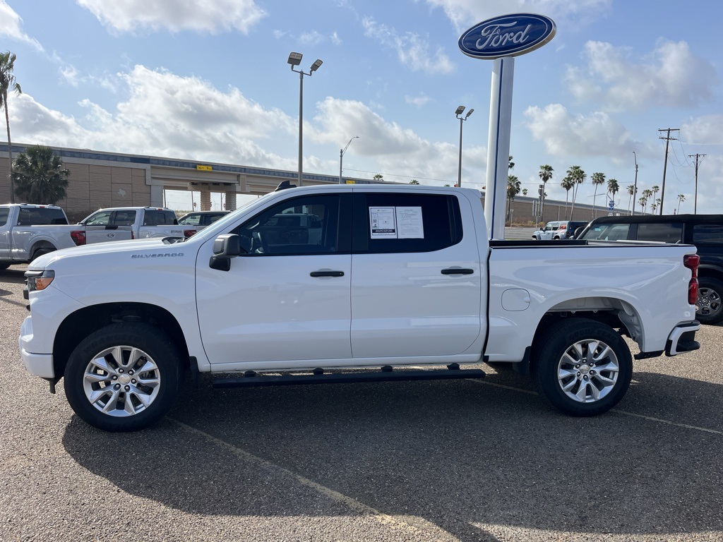 2023 Chevrolet Silverado 1500 Custom photo 6