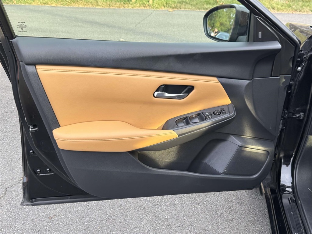 2022 Nissan Sentra SV photo 25