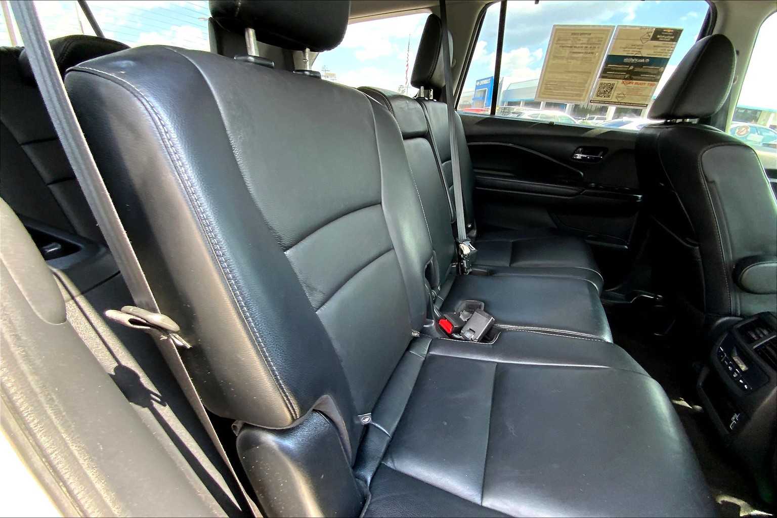 2019 Honda Pilot EX-L photo 19
