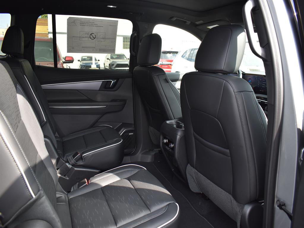2026 Buick Enclave Sport Touring photo 4