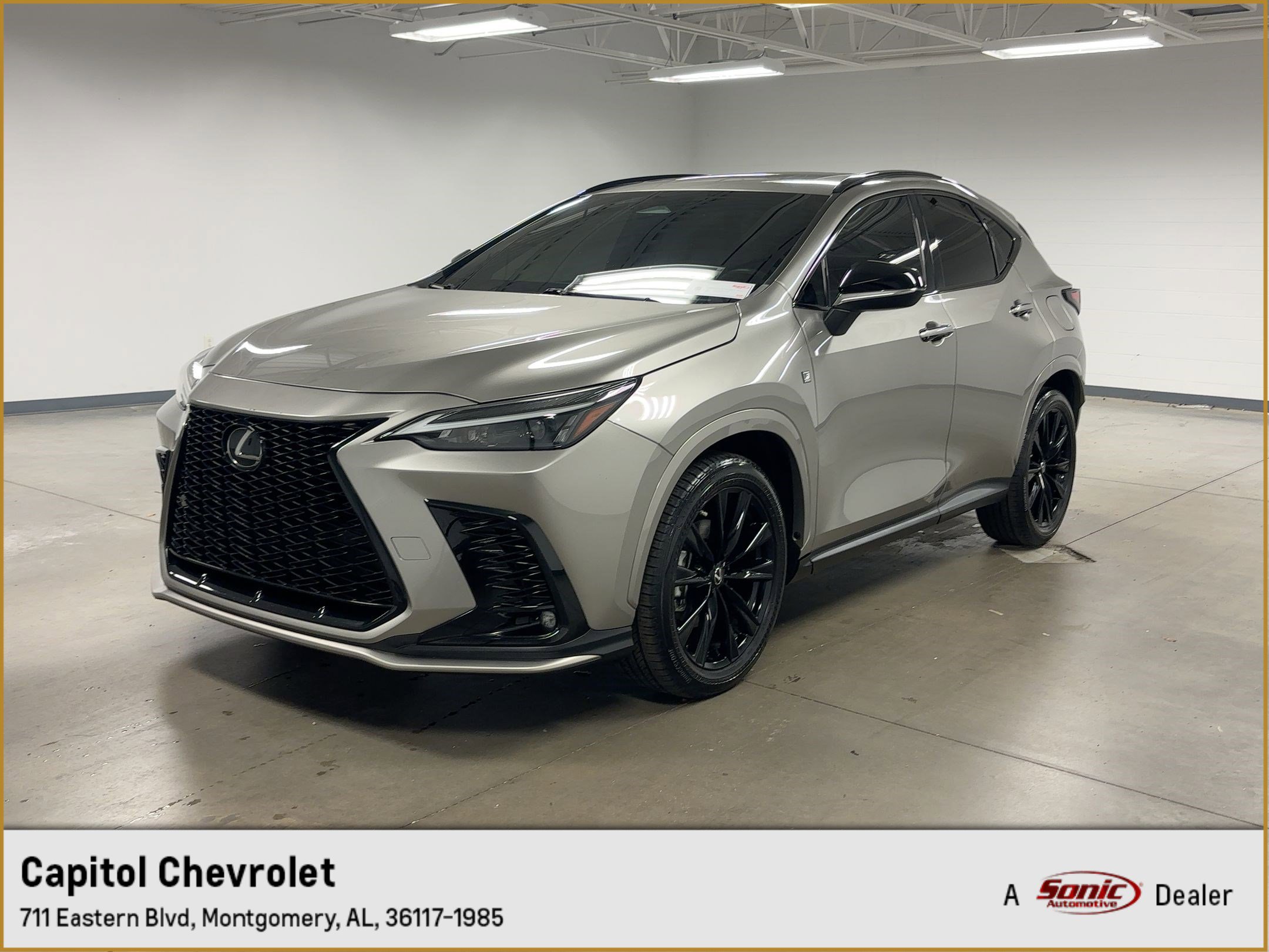 2022 Lexus NX 350's photo