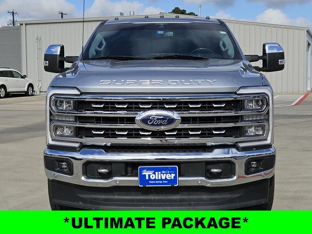 2023 Ford F-350 Lariat photo 3