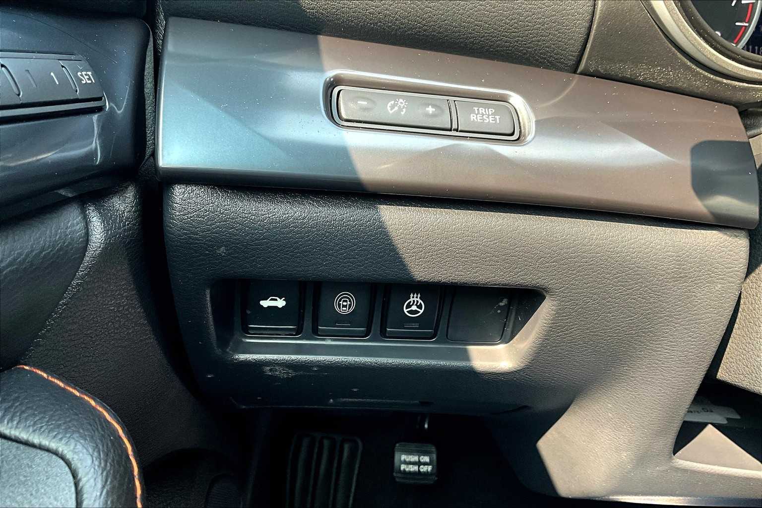 2023 Nissan Maxima SR photo 33