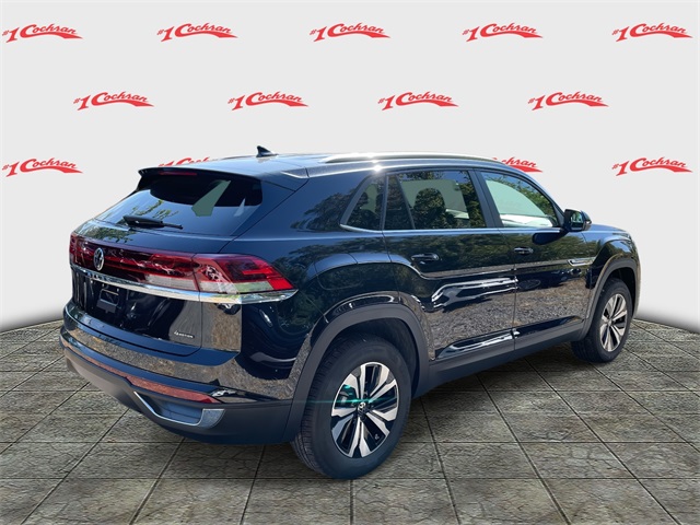 2026 Volkswagen Atlas Cross Sport SE photo 2