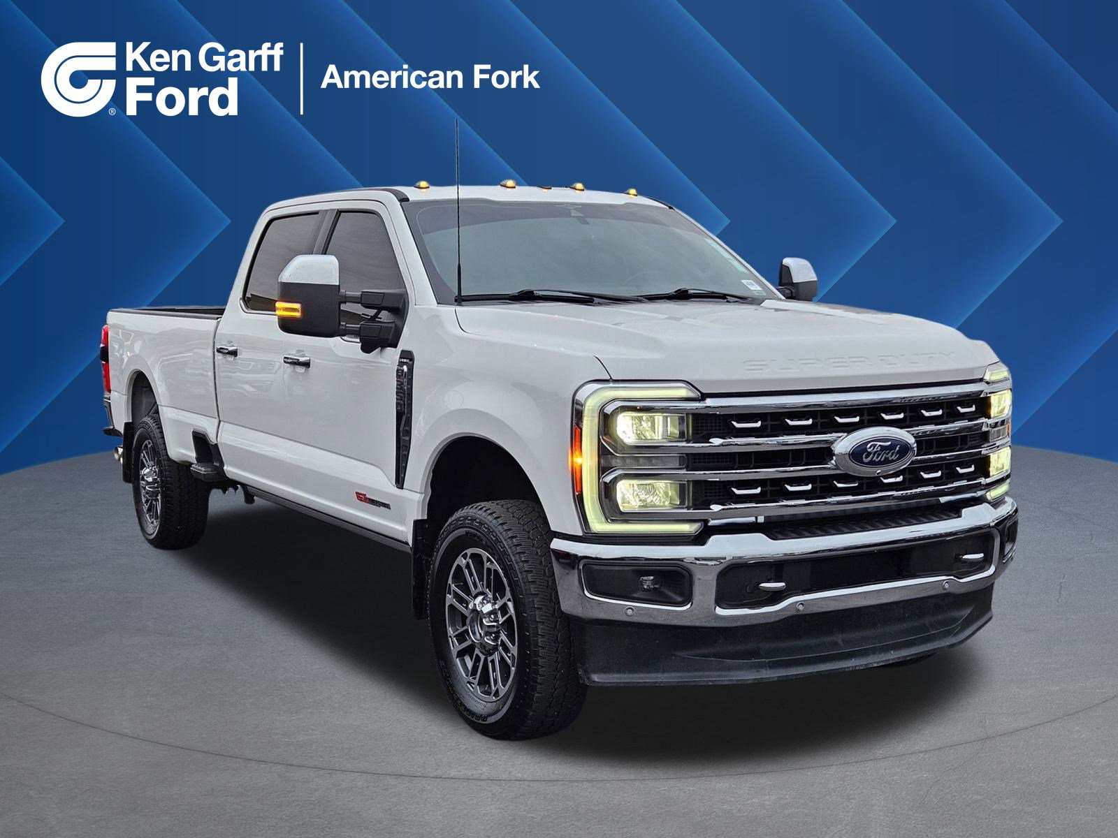 2023 Ford F-350 Super Duty Lariat's photo