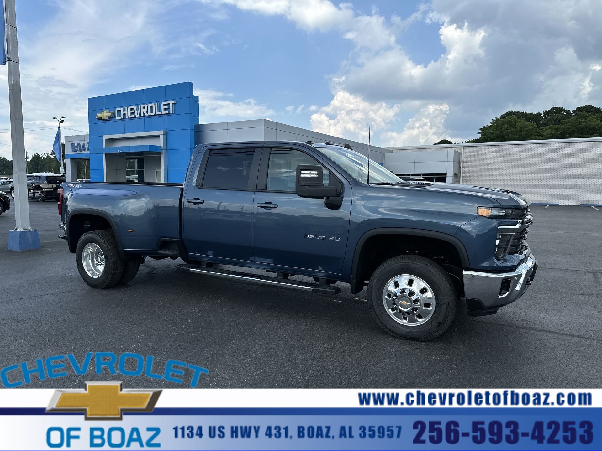 2025 Chevrolet Silverado 3500HD LT photo 40