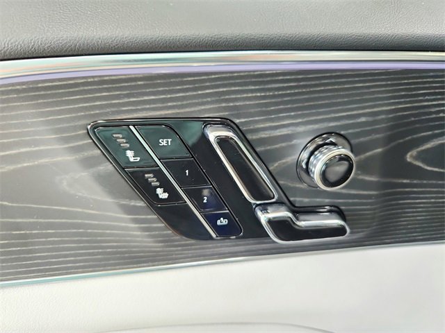 2024 Cadillac Lyriq Sport photo 18