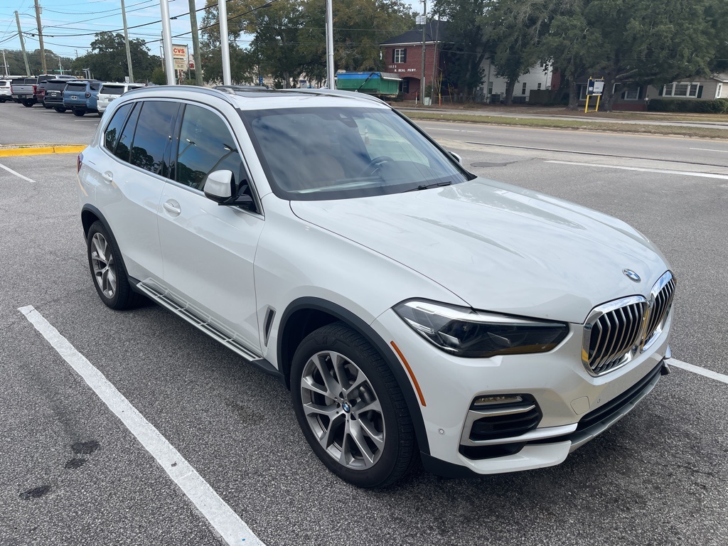 2021 BMW X5 40i's photo
