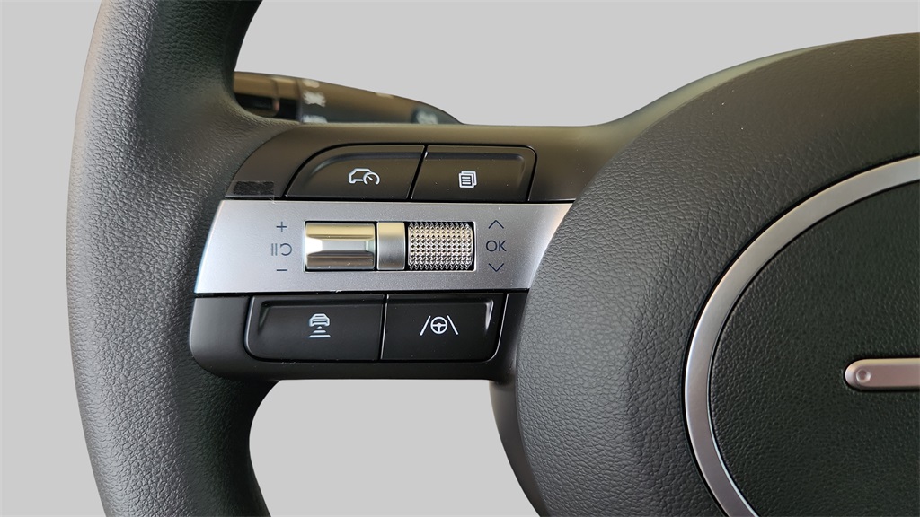 2025 Hyundai Tucson SEL photo 25