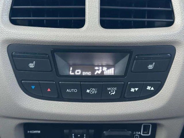 2022 Honda Pilot Elite photo 11