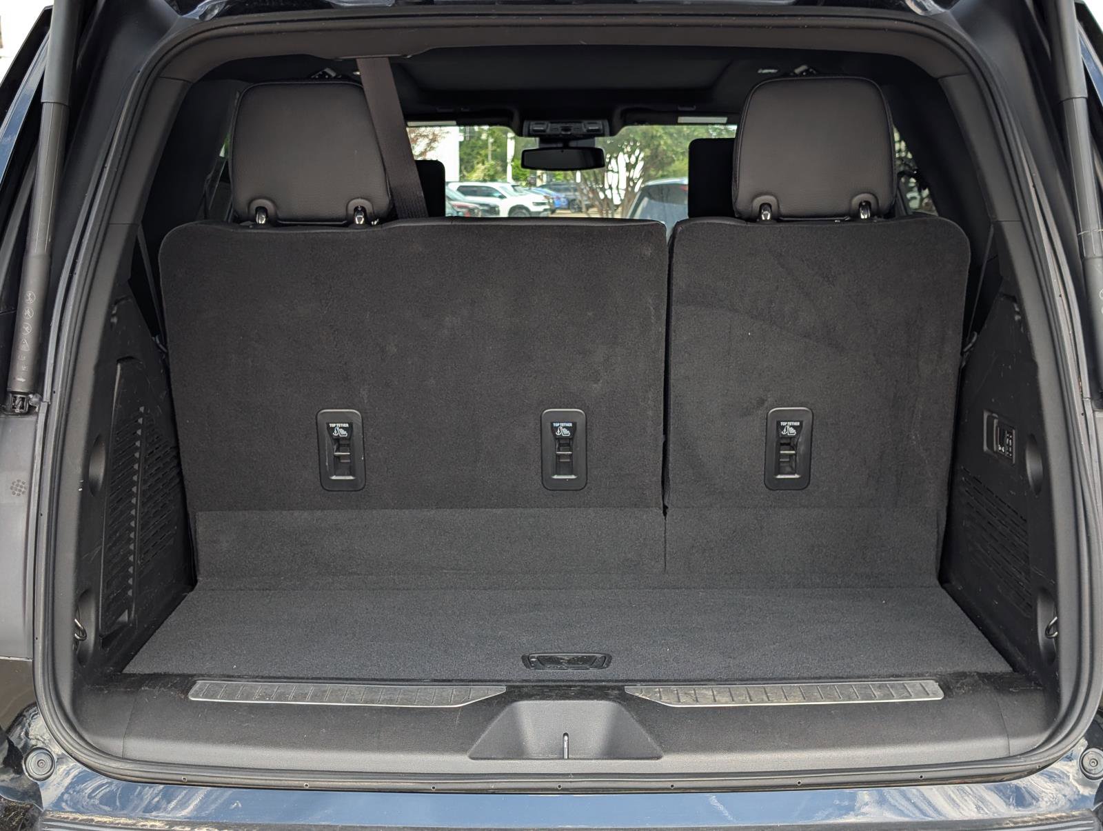 2023 Gmc Yukon Denali photo 2