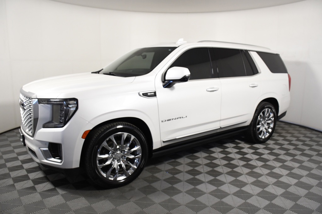 Used 2022 GMC Yukon Denali with VIN 1GKS2DKL9NR110831 for sale in Richfield, Minnesota
