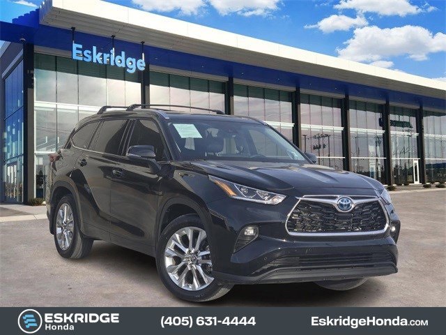 2024 Toyota Highlander Limited's photo