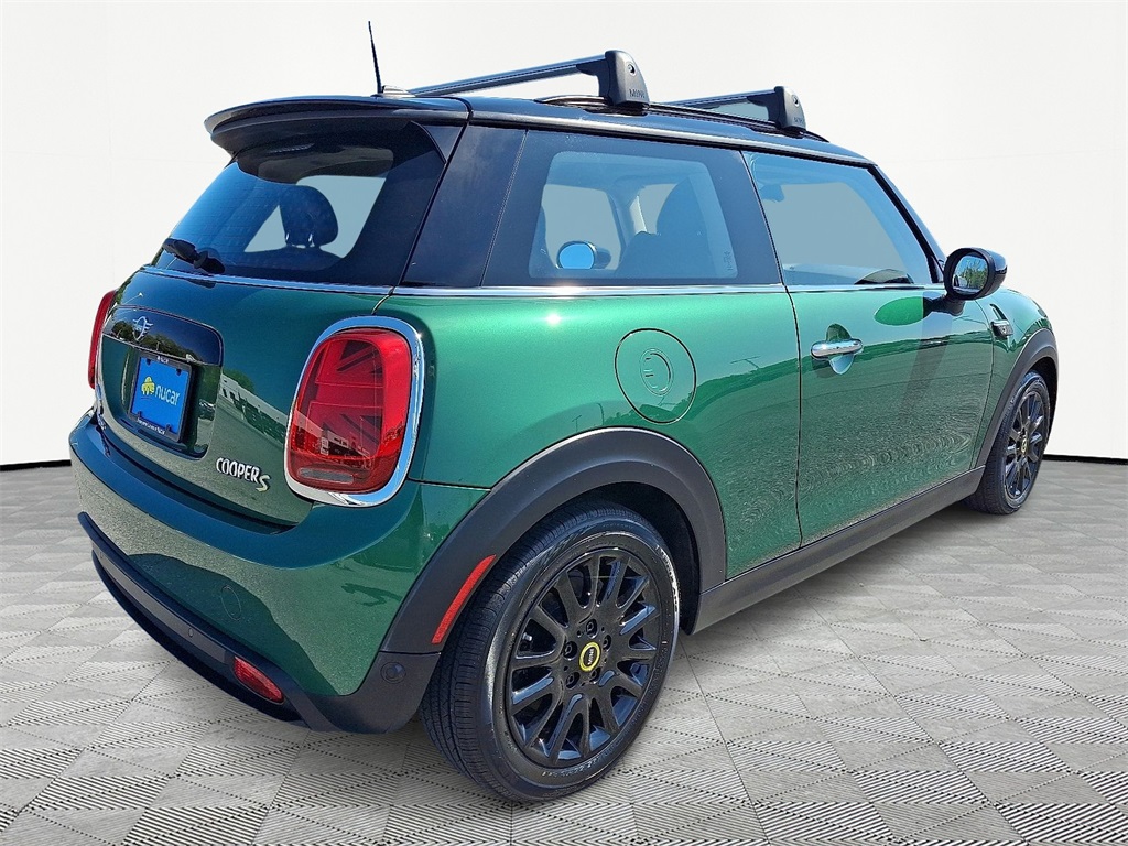 2022 Mini Cooper SE Signature photo 7