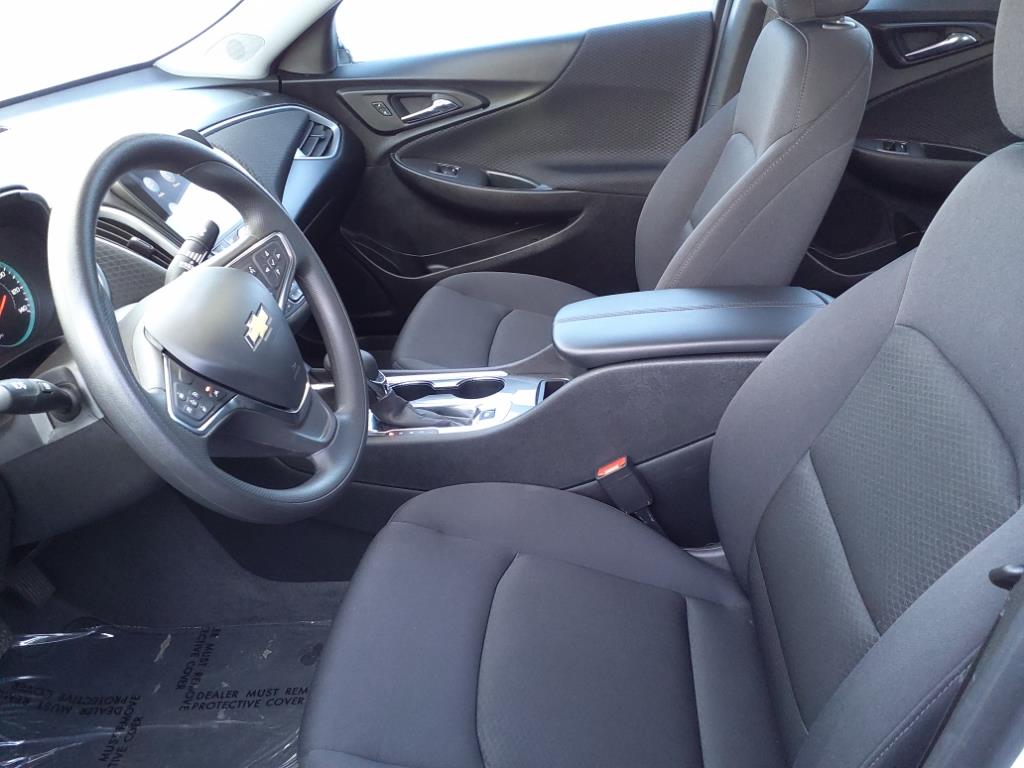 2024 Chevrolet Malibu 1LT photo 7