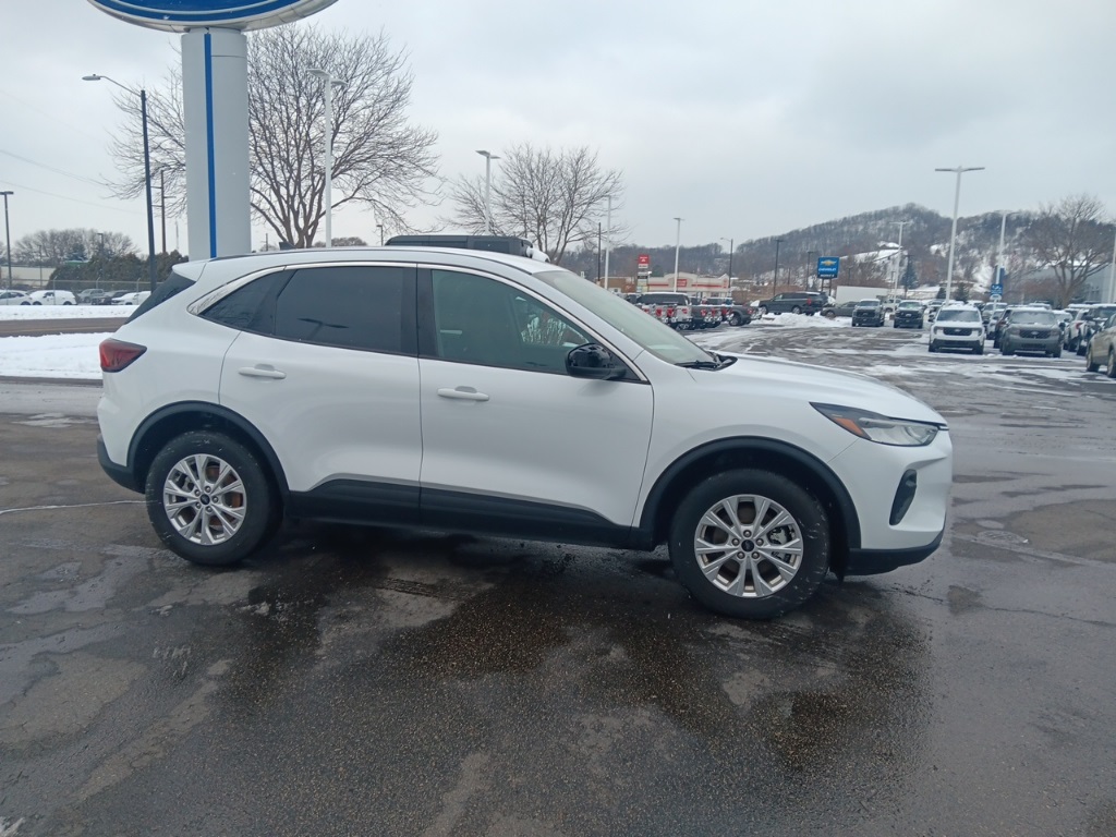 2024 Ford Escape Active photo 3