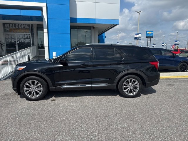 2021 Ford Explorer