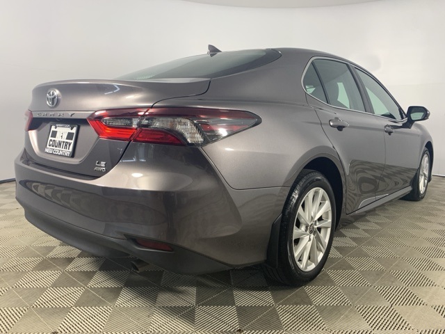 2023 Toyota Camry LE photo 7