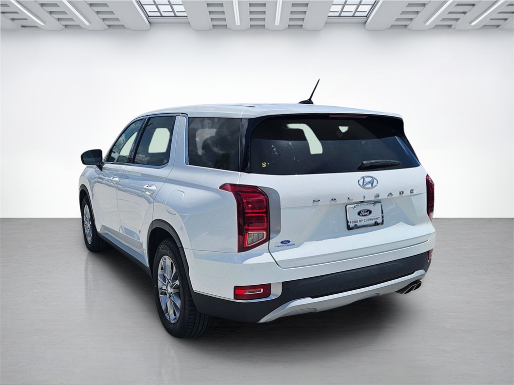 2022 Hyundai Palisade SE photo 3