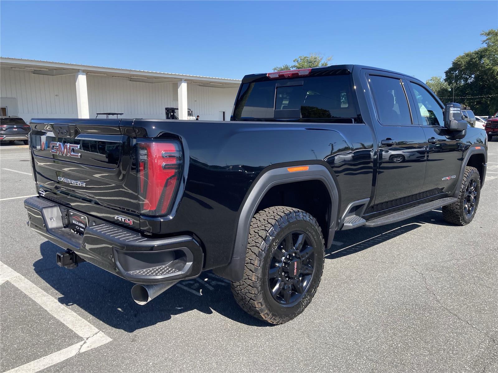 2026 Gmc Sierra 2500 HD AT4 photo 4