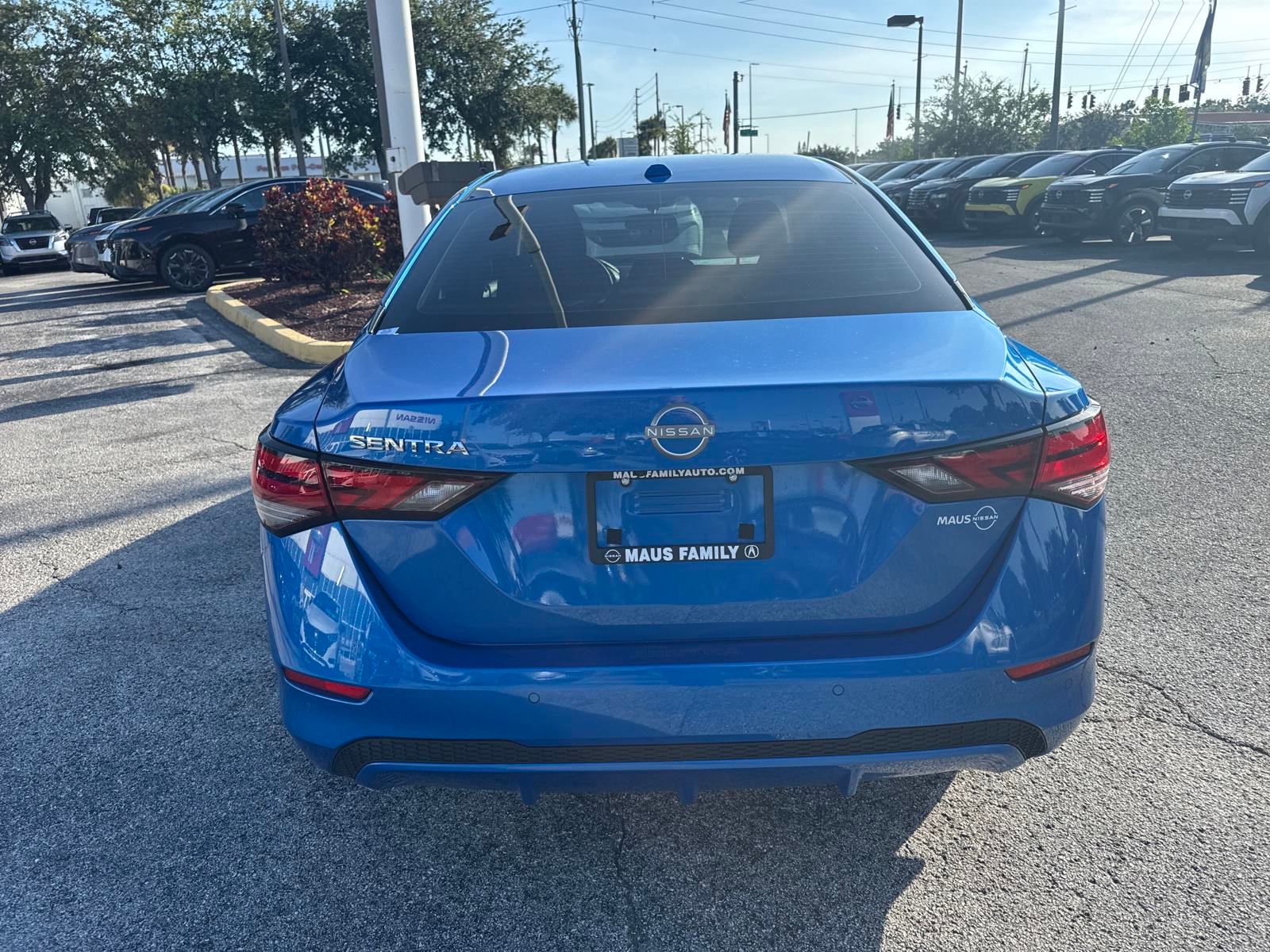 2025 Nissan Sentra SV photo 6