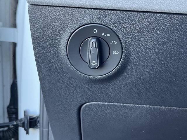 2022 Volkswagen Taos S photo 26