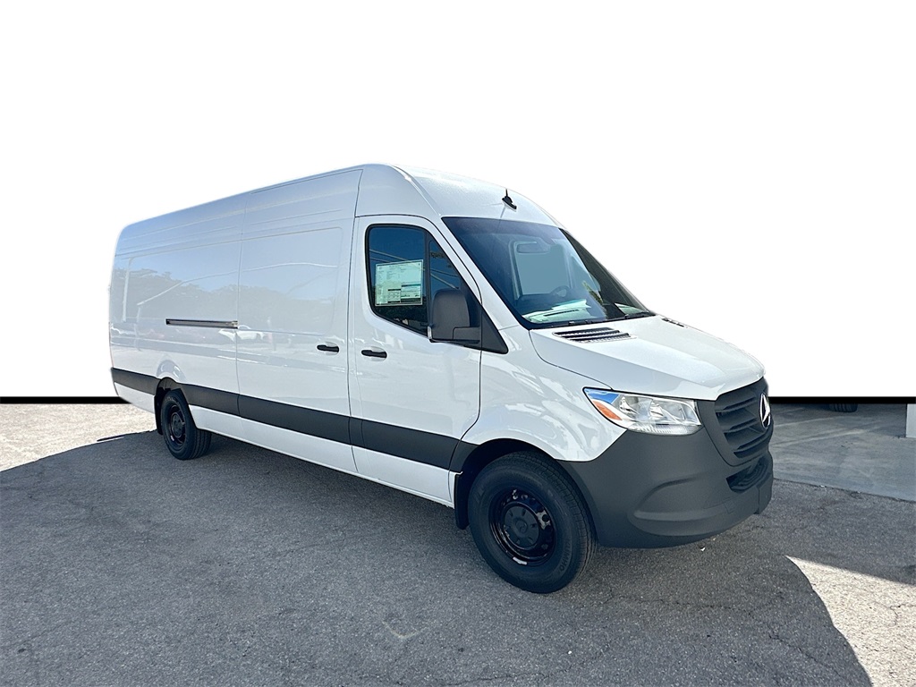 2026 Mercedes-Benz Sprinter Cargo Van Base's photo