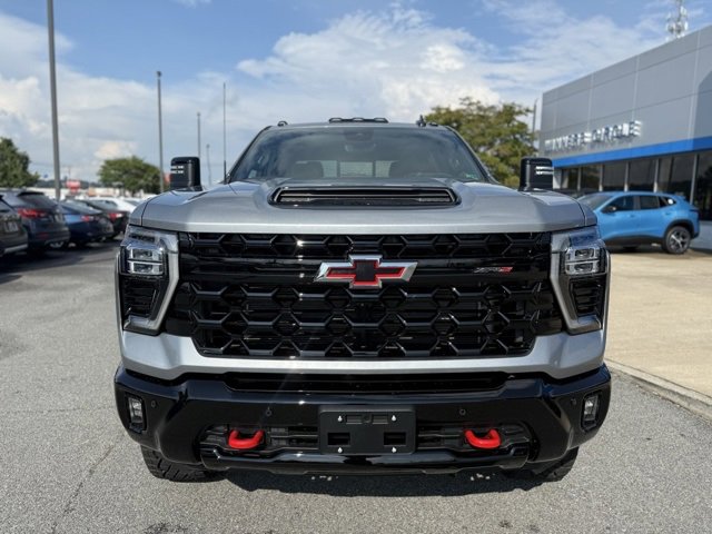 2025 Chevrolet Silverado 2500HD ZR2 photo 8