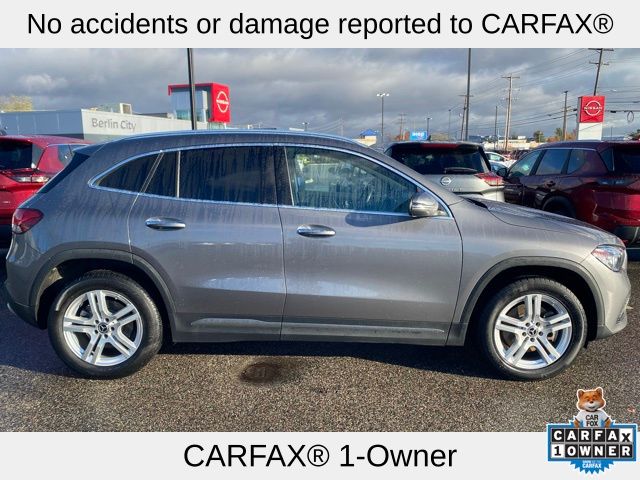 2023 Mercedes Benz GLA 250 4MATIC photo 2