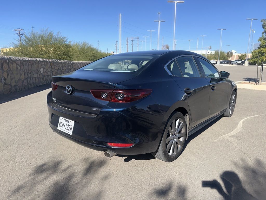 2021 Mazda Mazda3 Preferred photo 4