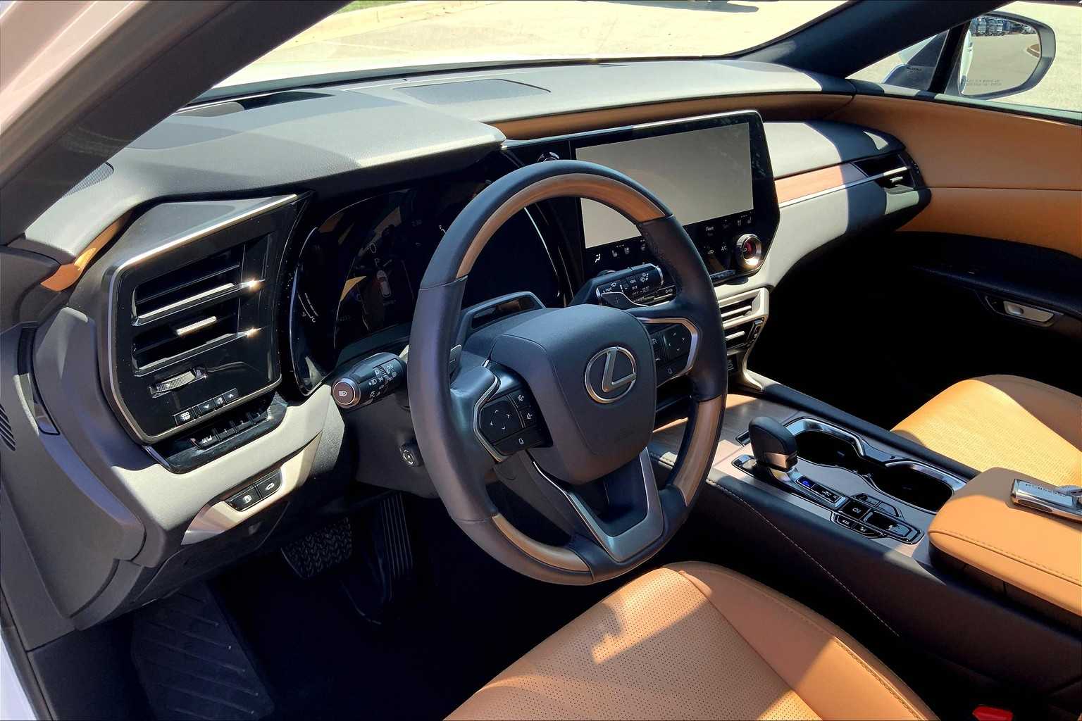 2024 Lexus RX Premium photo 16