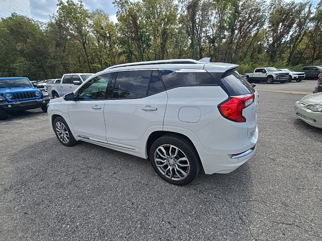2023 Gmc Terrain Denali photo 3