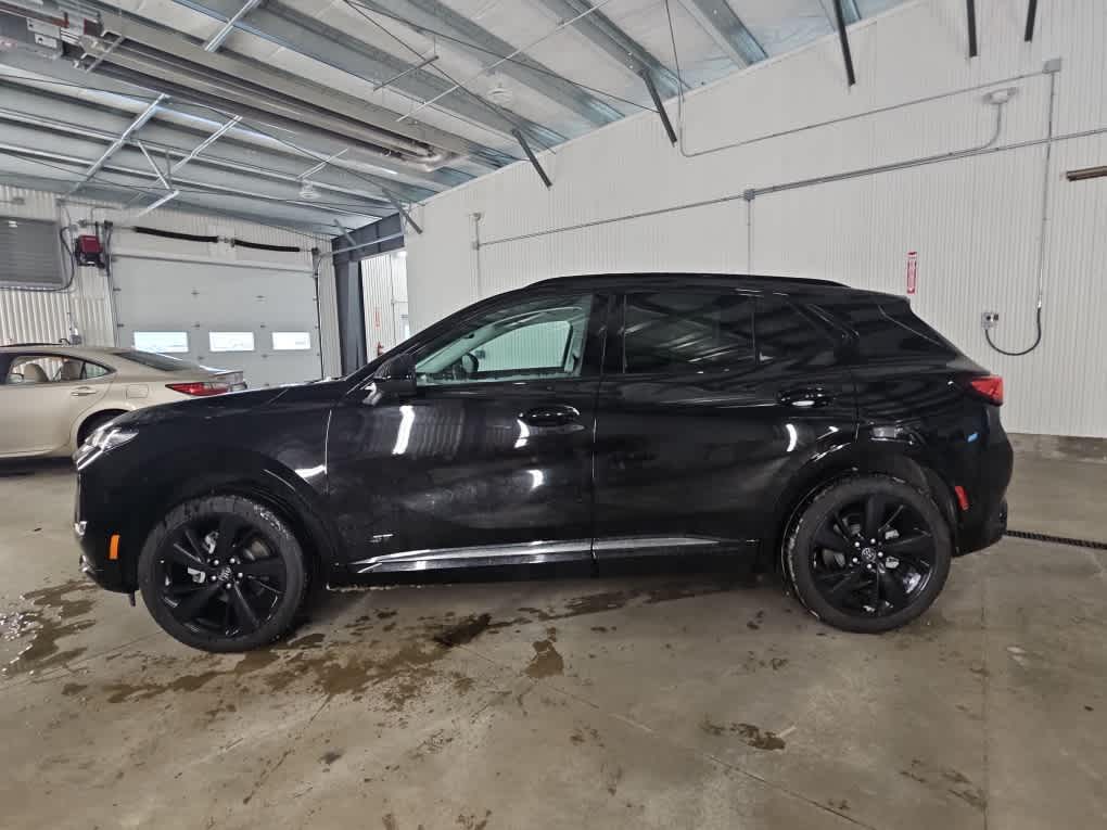 2025 Buick Envision Sport Touring photo 3