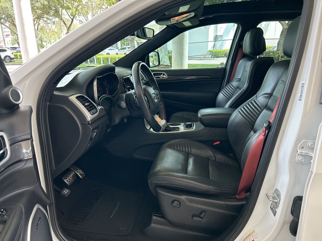 2021 Jeep Grand Cherokee Trackhawk photo 4