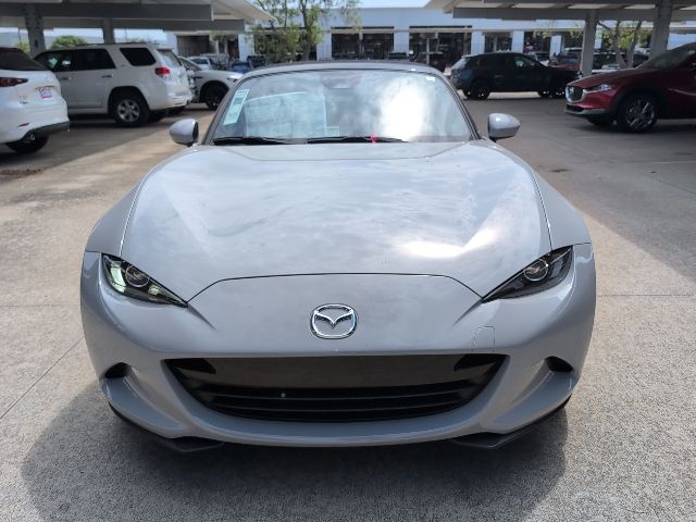 2025 Mazda MX-5 Miata Miata Grand Touring photo 2