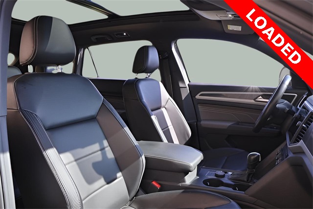 2021 Volkswagen Atlas Cross Sport V6 SE Technology R-Line photo 8