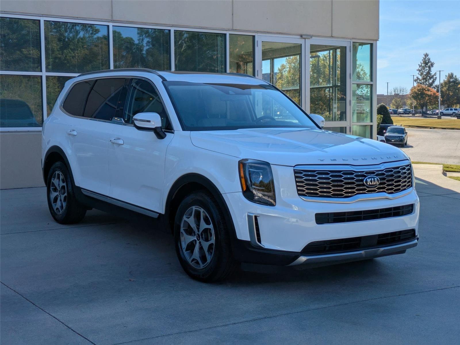 2020 Kia Telluride EX photo 3