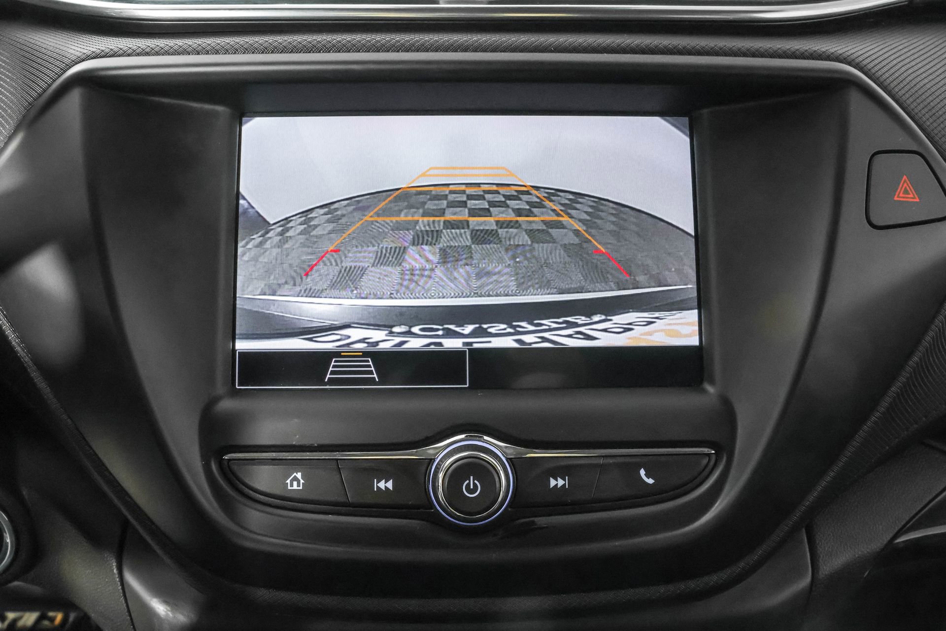 2023 Chevrolet Trailblazer LT photo 2