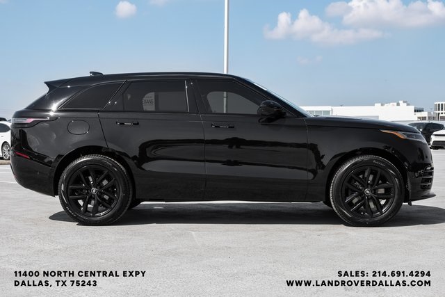 2026 Land Rover Range Rover Velar SE photo 4